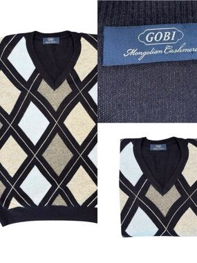 GOBI Mongolian Cashmere V-neck argyle sweater-vest in a Navy size Small